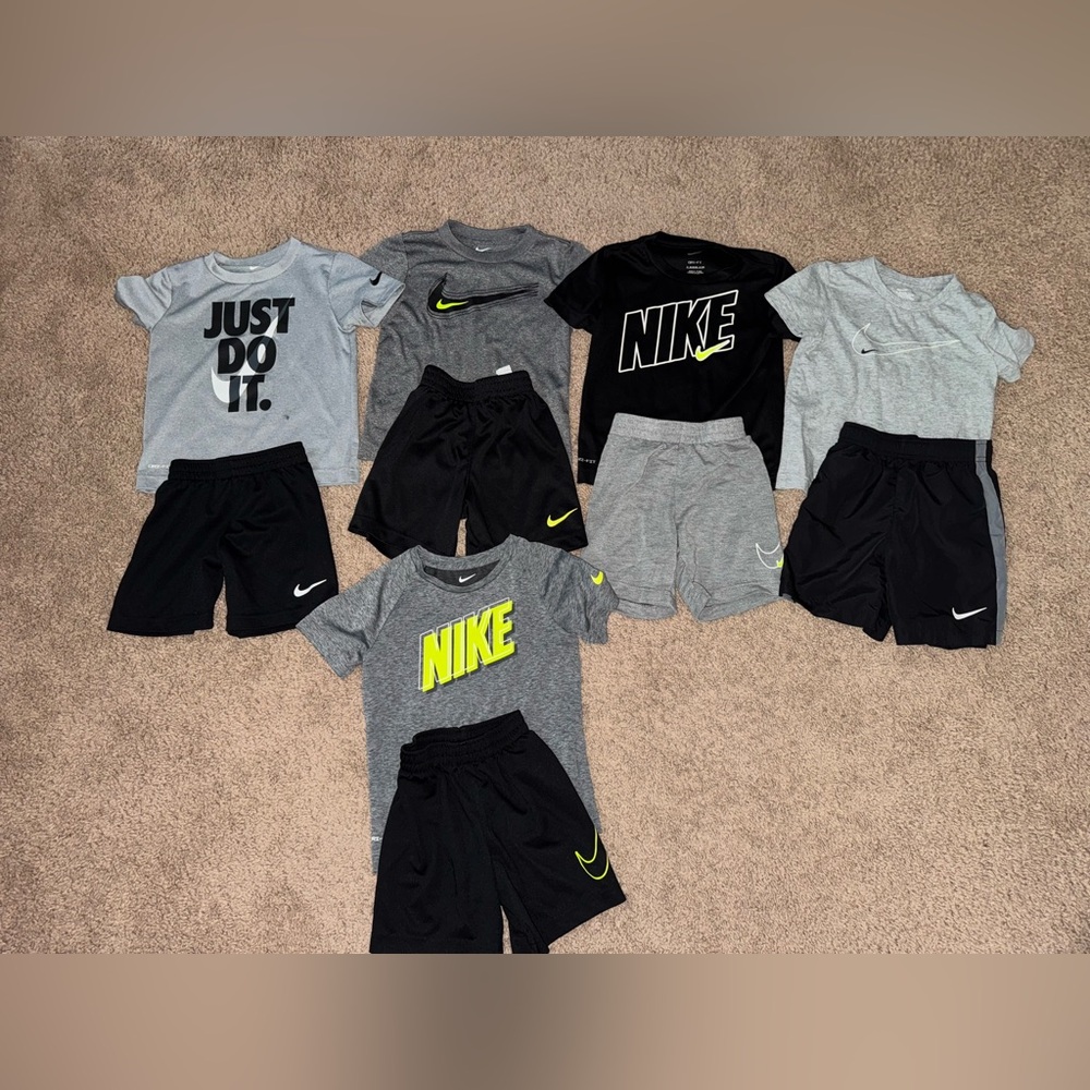 Bundle of Nike outfits